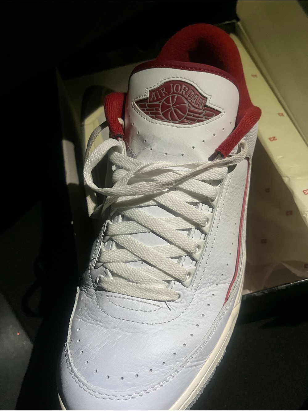Air Jordan 2/3 varsity Red Chicago in good condition size 13 men..